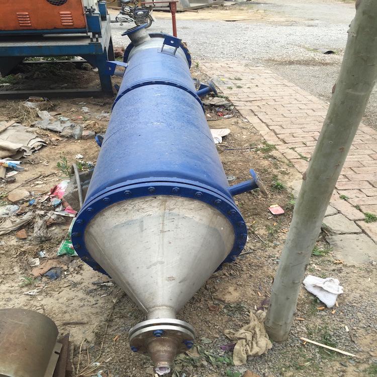 刮板式薄膜蒸發(fā)器的選型注意事項(xiàng): 刮板式薄膜蒸發(fā)器的選型注意事項(xiàng):